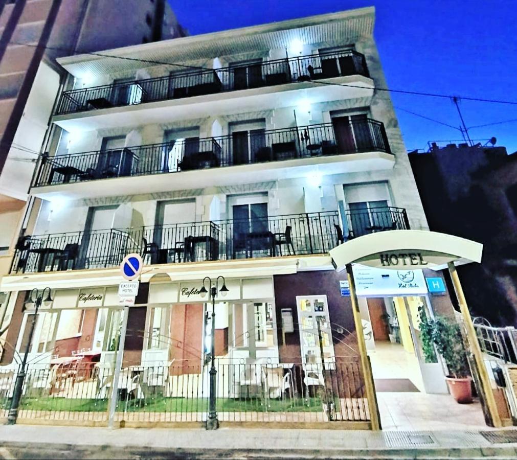 Hotel Alaska سان بيذرو ذيل بيناتا المظهر الخارجي الصورة