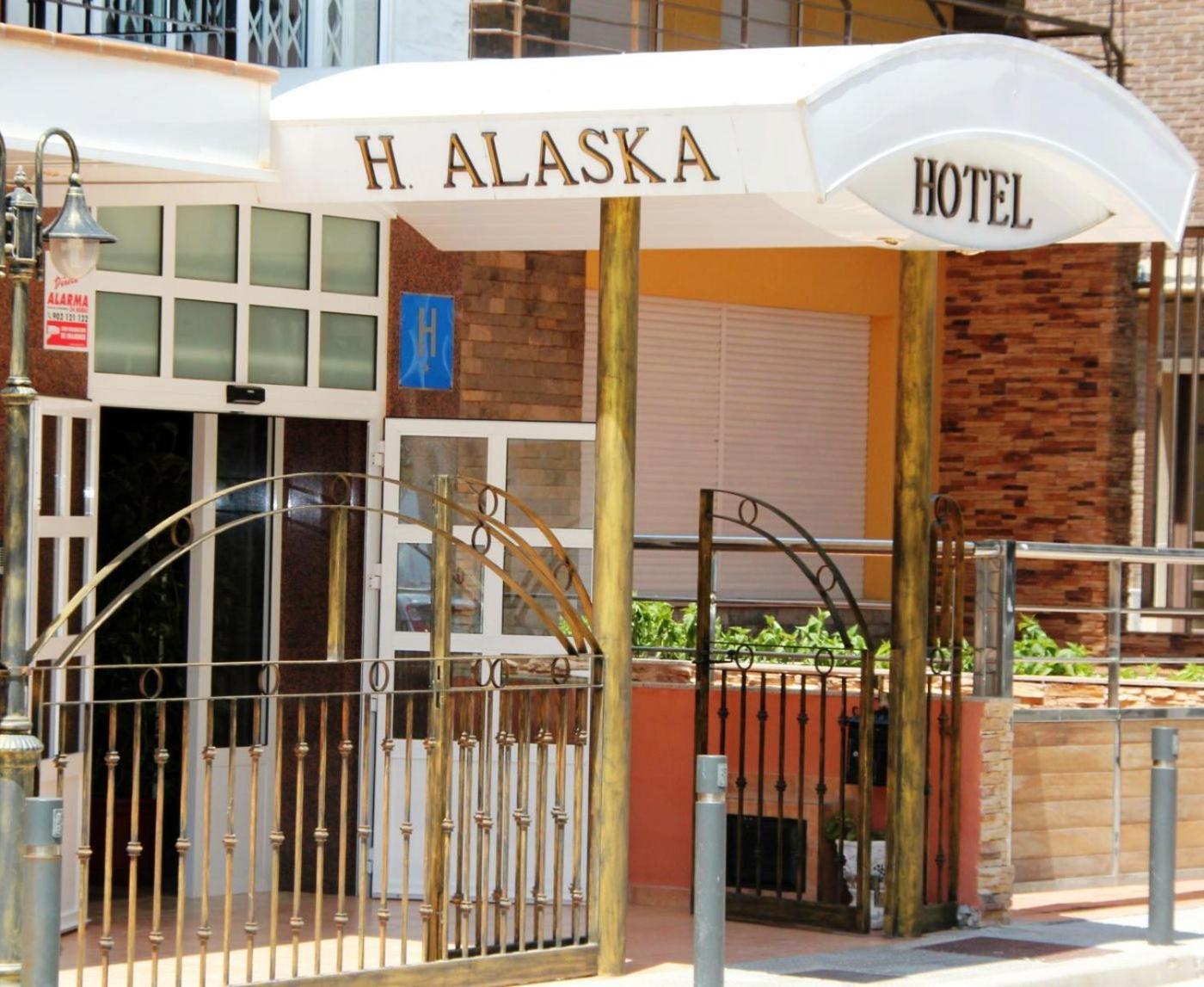 Hotel Alaska سان بيذرو ذيل بيناتا المظهر الخارجي الصورة