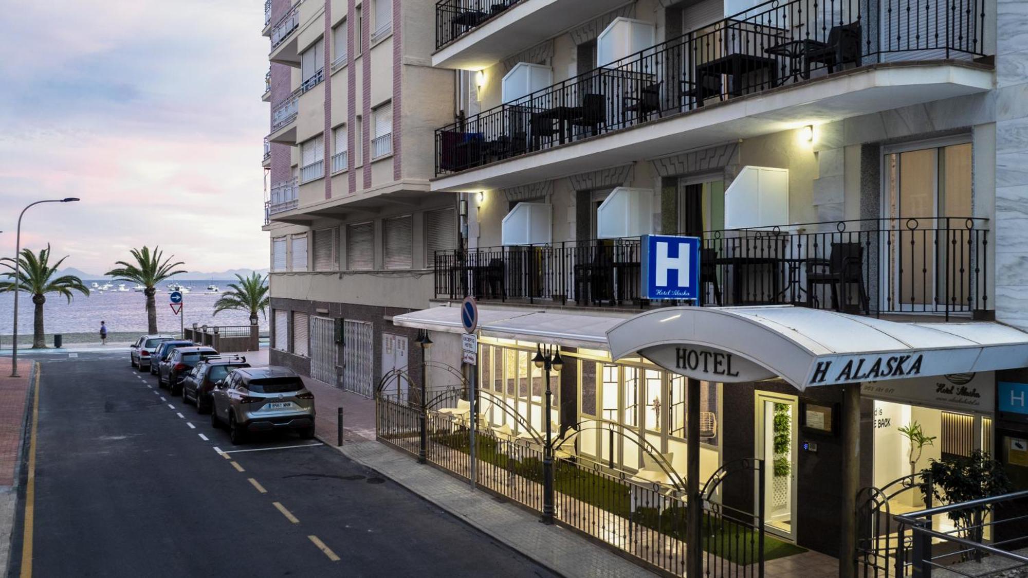 Hotel Alaska سان بيذرو ذيل بيناتا المظهر الخارجي الصورة